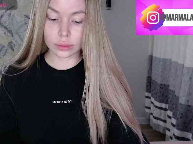 Acest model este live acum. Foxymoxy19