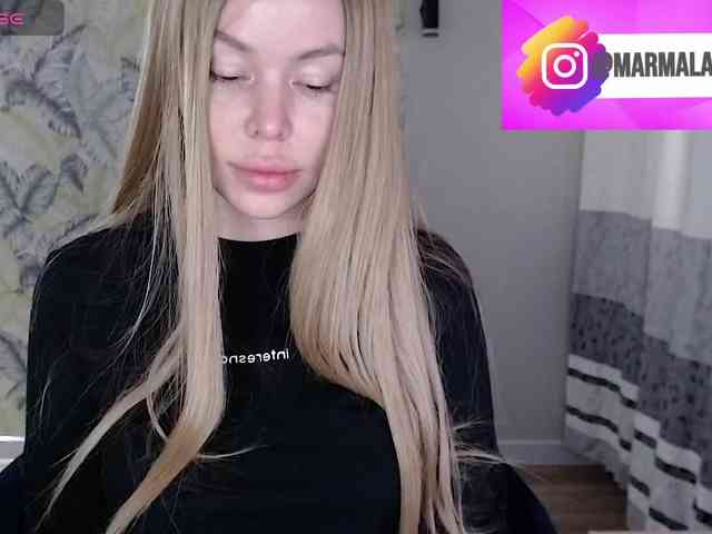 이 모델은 현재 라이브 중입니다. Foxymoxy19