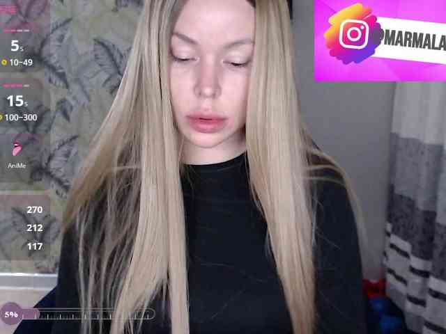 Foxymoxy19 Live Webcam on BongaCams