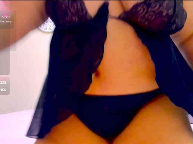 Nayla-Garner webcam