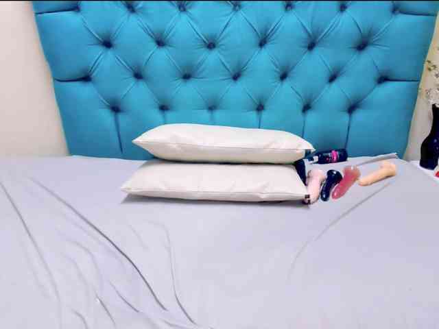 Nayla-Garner webcam