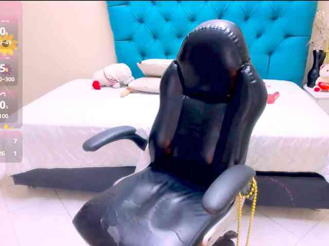 Nayla-Garner webcam