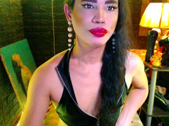 filthyqueenXX live cam