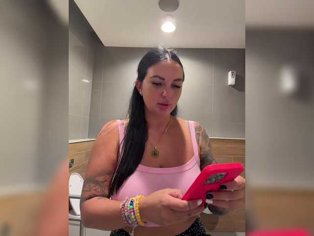 TokionaJoe live cam on BongaCams