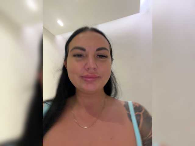 KROSHKA_N live cam on BongaCams