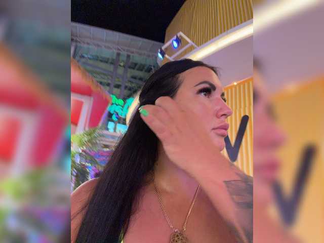 Sex chat gratuit in direct cu TokionaJoe pe BongaCams