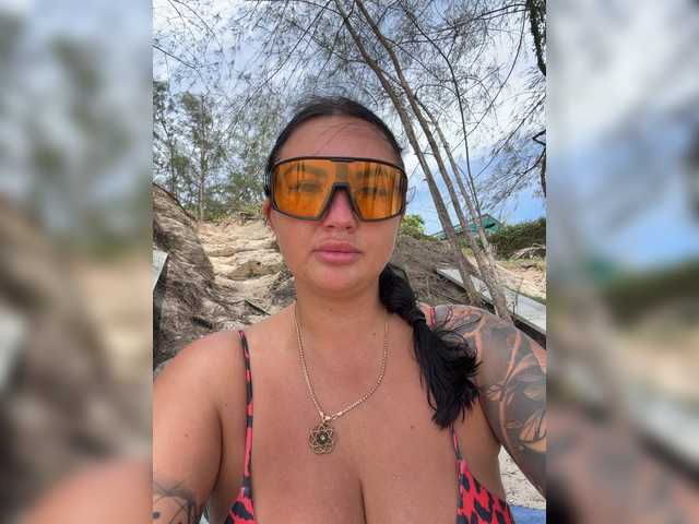 TokionaJoe live cam on BongaCams