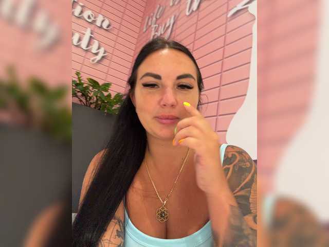 TokionaJoe live cam on BongaCams