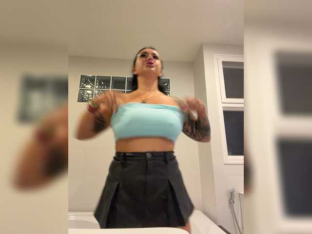 TokionaJoe live cam on BongaCams