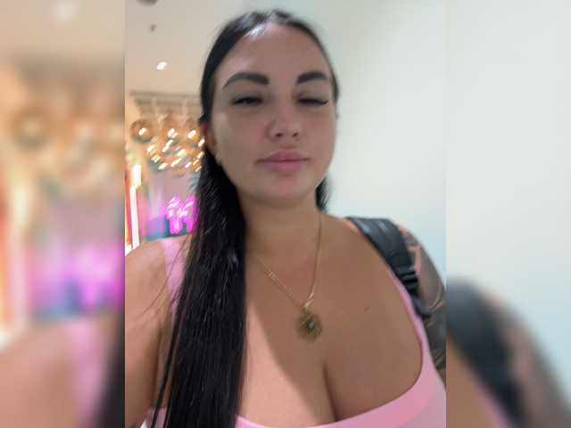 TokionaJoe live cam on BongaCams