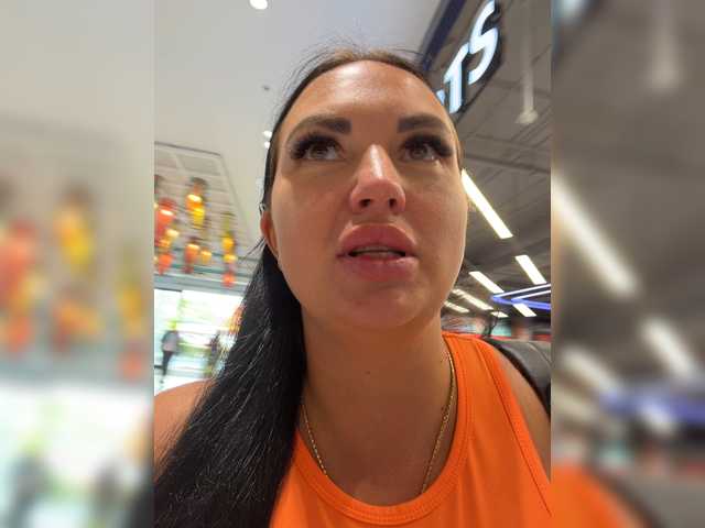 KROSHKA_N — live female cam