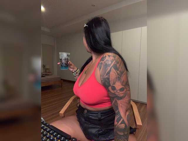 TokionaJoe live cam on BongaCams