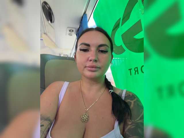 TokionaJoe live cam on BongaCams