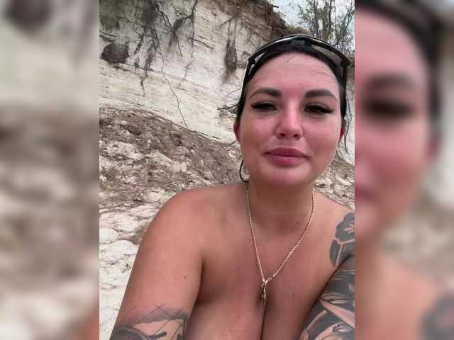 TokionaJoe live cam and statistics on UnifiedCams