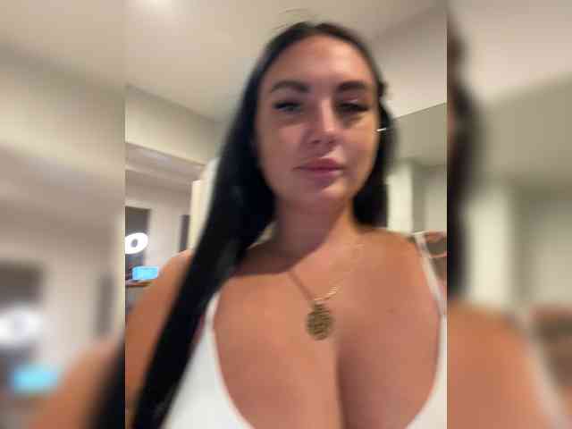 Kroshka_n's cam show statistics and live stream