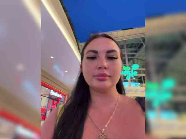 live voyeur webcam TokionaJoe