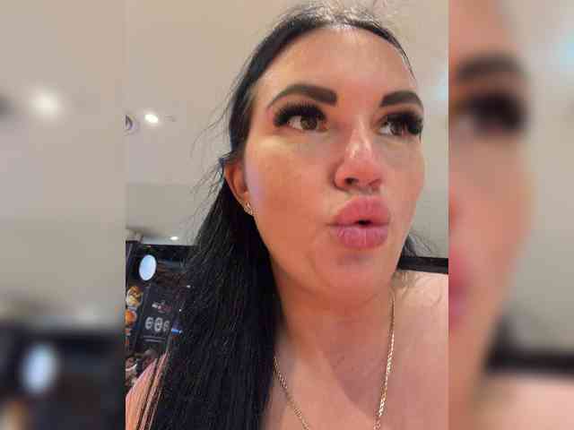 TokionaJoe Live Webcam on BongaCams