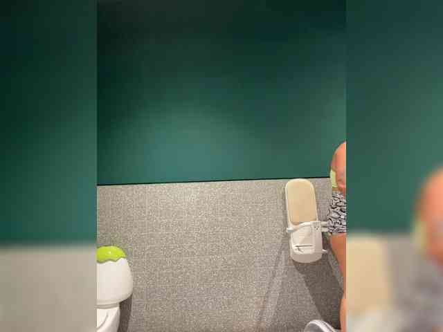 live voyeur webcam TokionaJoe
