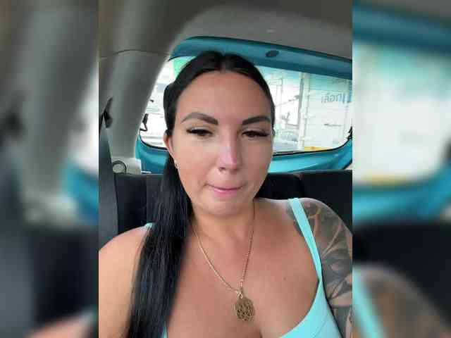live voyeur webcam TokionaJoe
