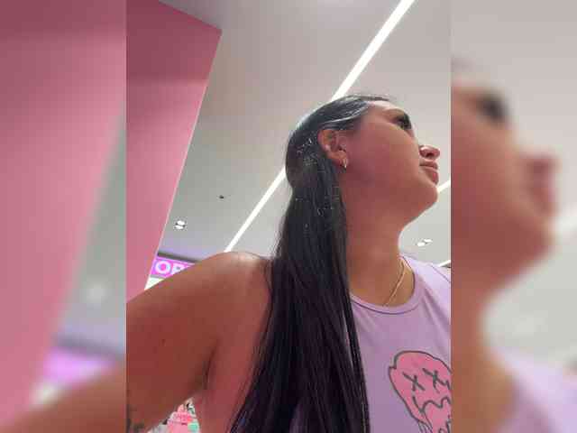 Kroshka_n's cam show statistics and live stream