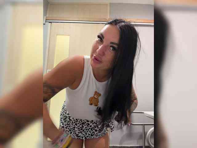 Kroshka_n's cam show statistics and live stream