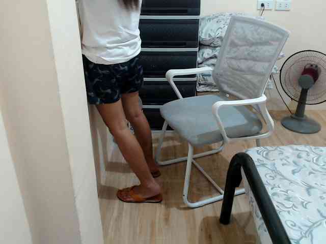 TheLastVIRGIN webcam