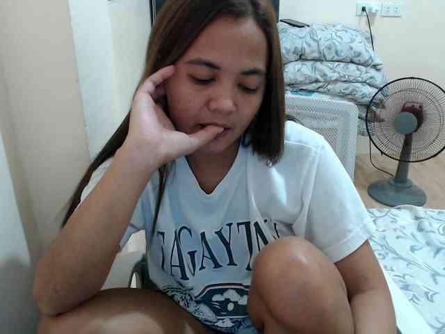 TheLastVIRGIN webcam