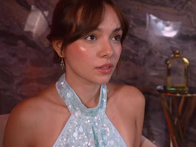 NaomiSainz live cam on BongaCams