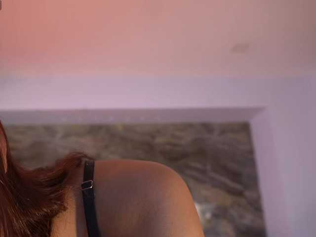NaomiSainz live cam on BongaCams