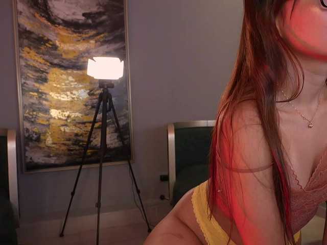 NaomiSainz live webcam show