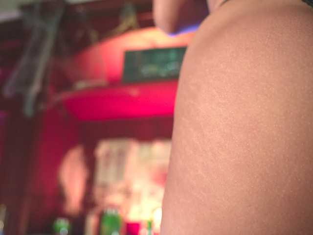 NaomiSainz live cam on BongaCams