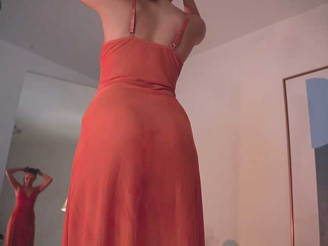 NaomiSainz