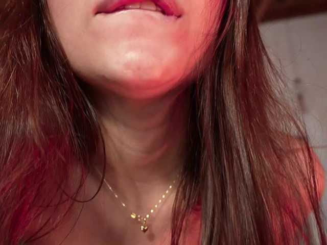 NaomiSainz live cam on BongaCams
