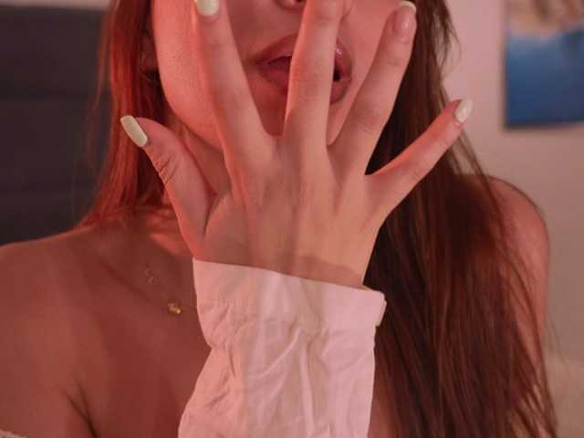NaomiSainz