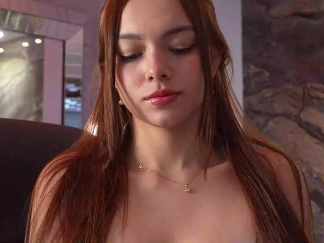 NaomiSainz