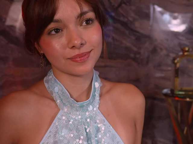 NaomiSainz live cam on BongaCams
