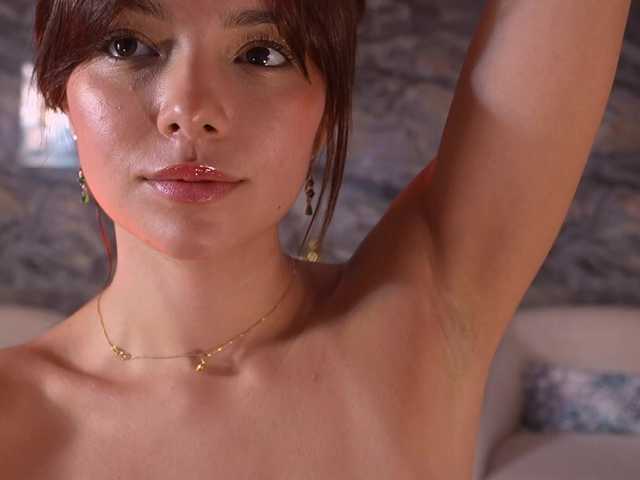 NaomiSainz live cam on BongaCams
