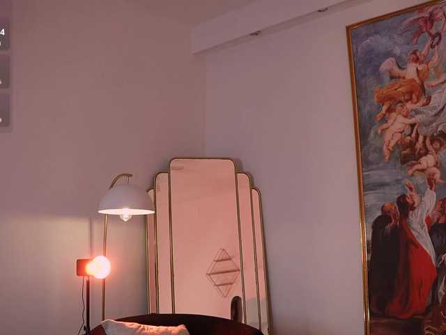 NaomiSainz — live female cam