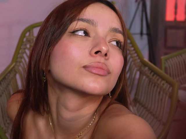 NaomiSainz live cam on BongaCams