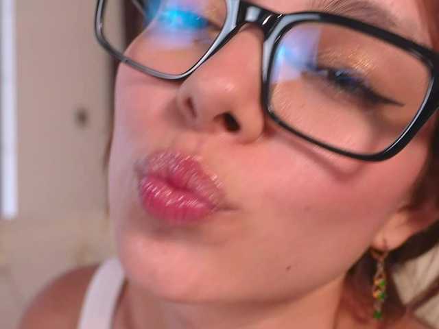 NaomiSainz live cam on BongaCams