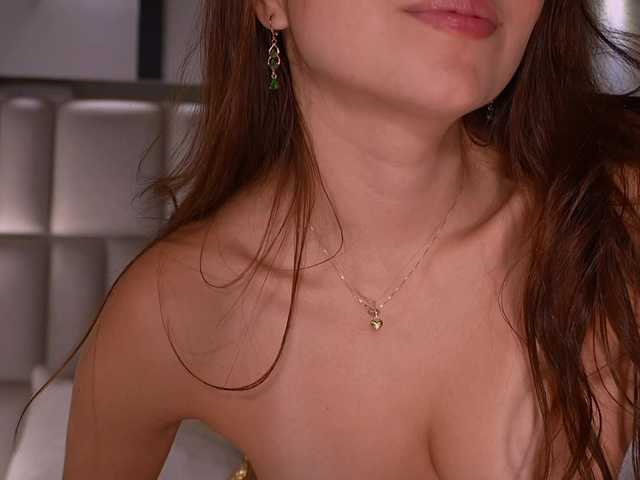 NaomiSainz