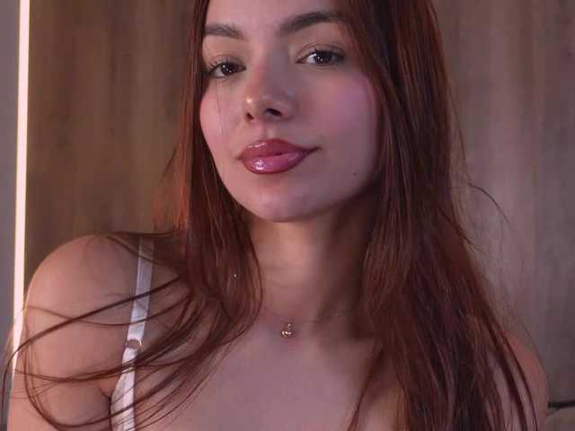 NaomiSainz