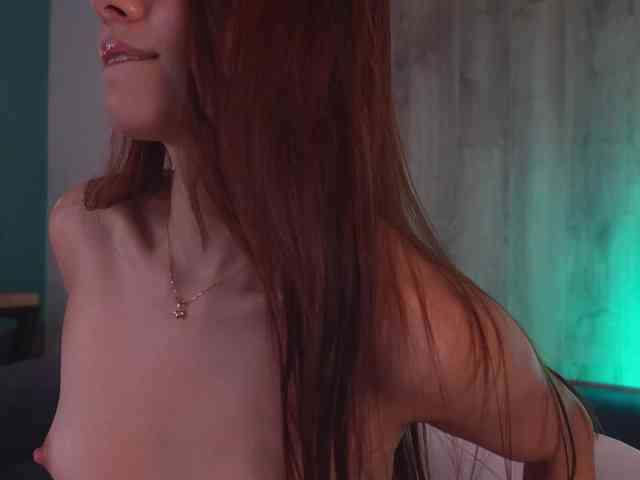 NaomiSainz