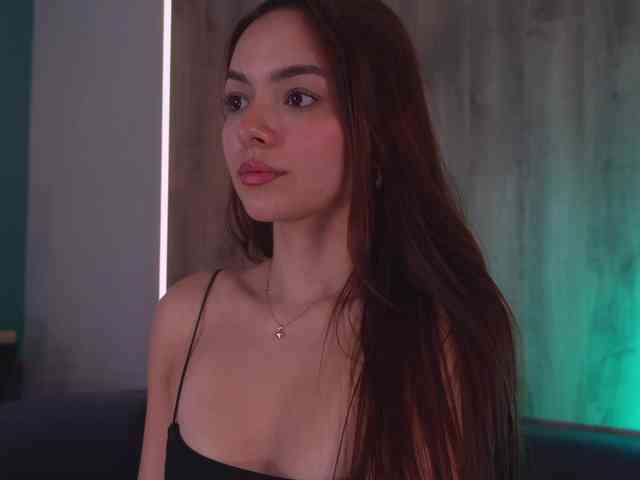 NaomiSainz