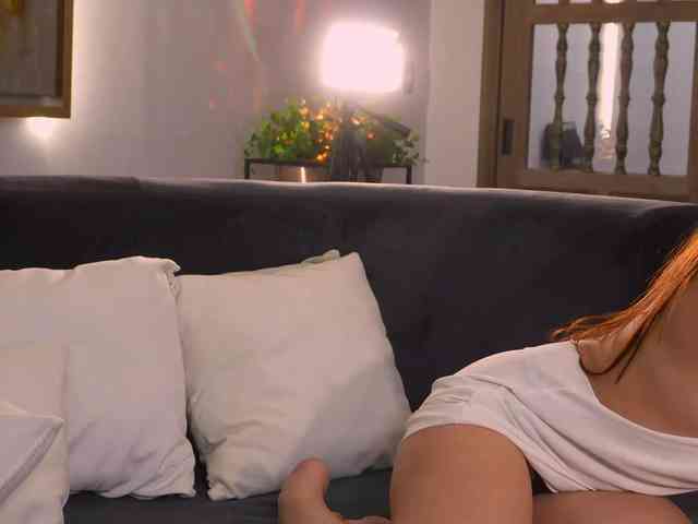 NaomiSainz webcam