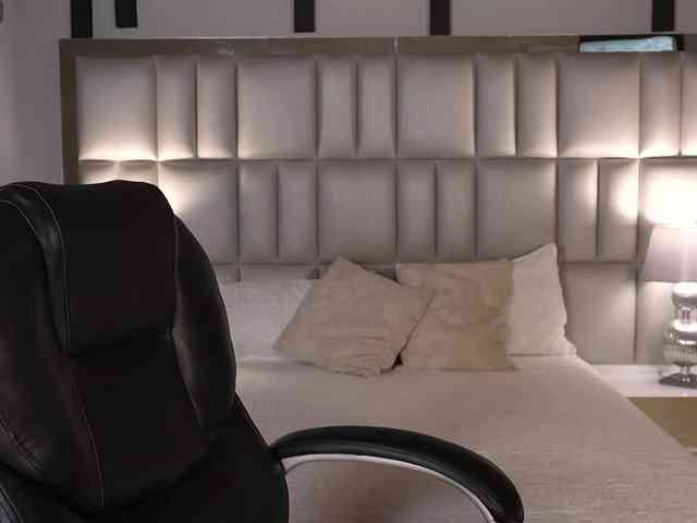 NaomiSainz webcam