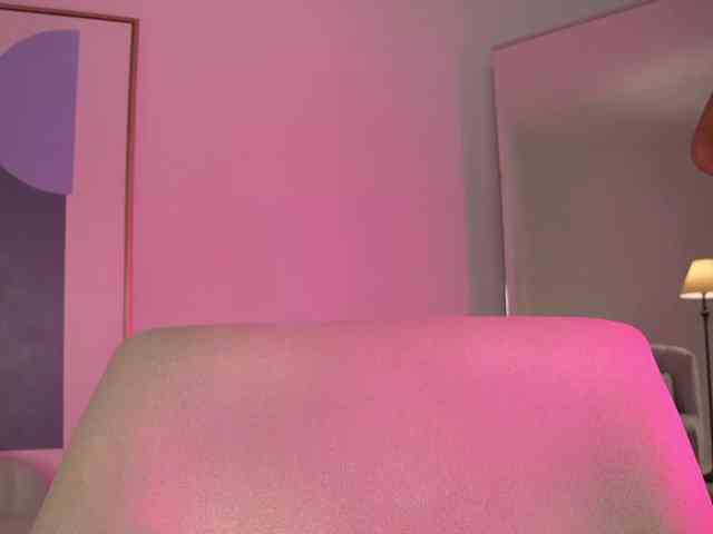 NaomiSainz webcam