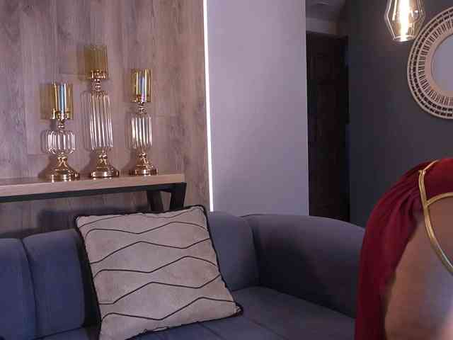 NaomiSainz webcam