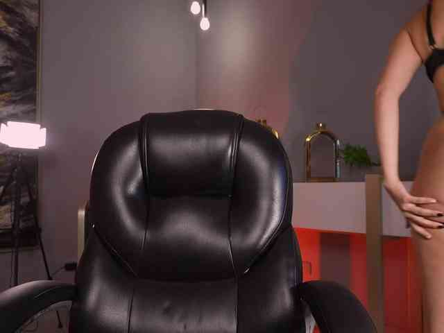 NaomiSainz webcam