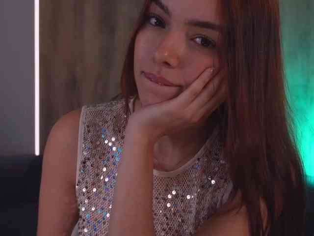NaomiSainz
